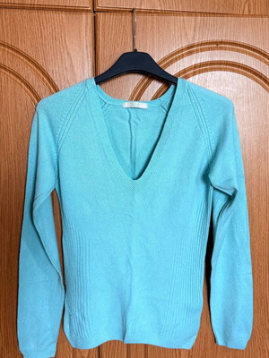 Marks & Spencer Mint Green V-Neck Ribbed Knit Jumper like new, UK 10 S