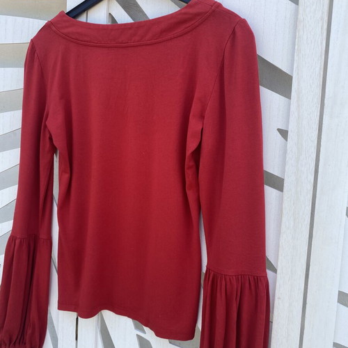 Mia red long sleeve top with balloon sleeves