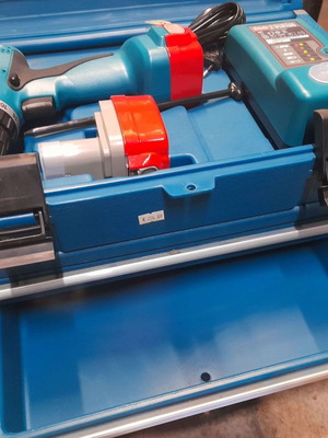 Makita Κρουστικό Δραπανοκατσάβιδο Μπαταρίας 12V Σετ Καινούργιο με Βαλιτσάκι
