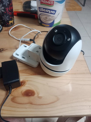 Tp Link Tapo C500 εξωτερικής χρήσης κάμερα σαν καινούργια, αδιάβροχη, 360°