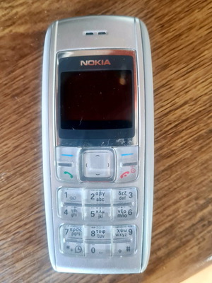 Nokia1600 used for parts, gray