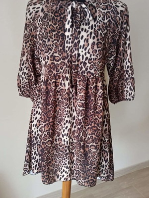 Dress new oversized small brown, size S