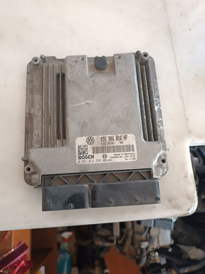 Engine Control Unit for Skoda Octavia '05-'10 code 03G906016HF like new