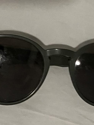 Ray Ban sunglasses olive green size medium like new