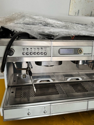 Wega professional 3 group machine used
