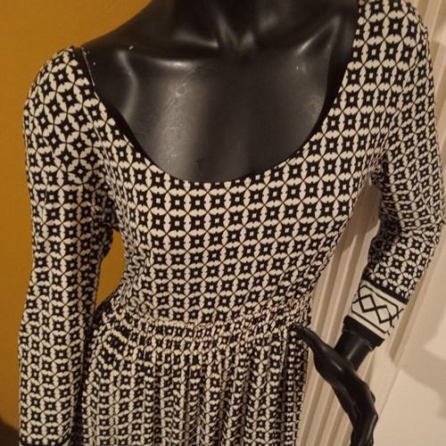 Next midi dress with elastic waist, black and white geometric pattern, UK 16 EUR 44