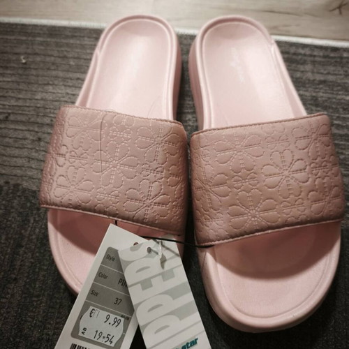 Women's pink slippers size 38 new