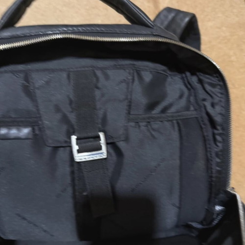 Piquadro leather backpack like new, black