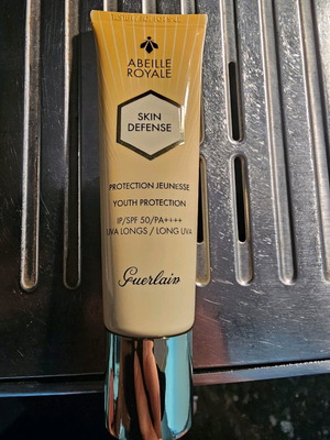 Guerlain Abeille Royale Skin Defense SPF 50 Face Sunscreen New