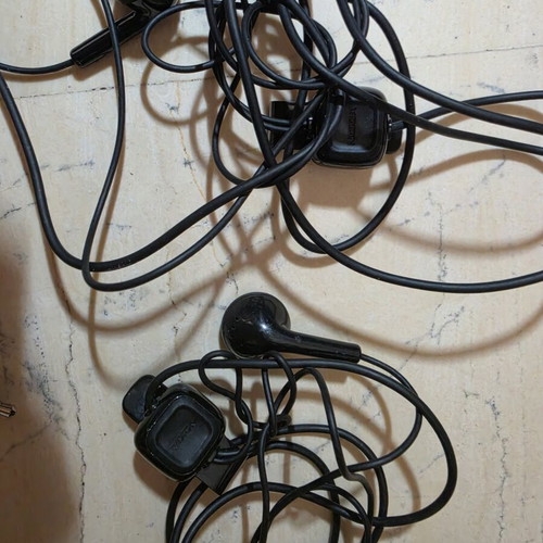 Nokia earbuds, pair
