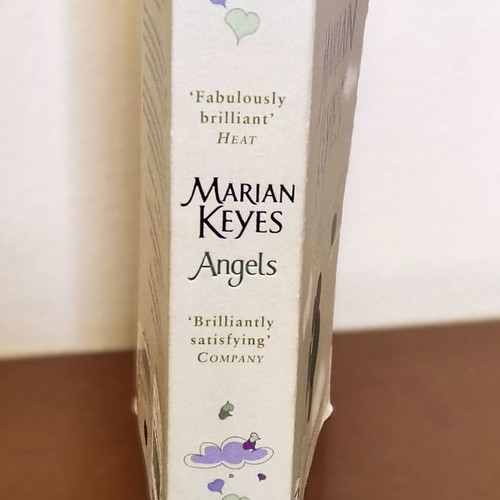 Angels by Marian Keyes paperback used, English edition