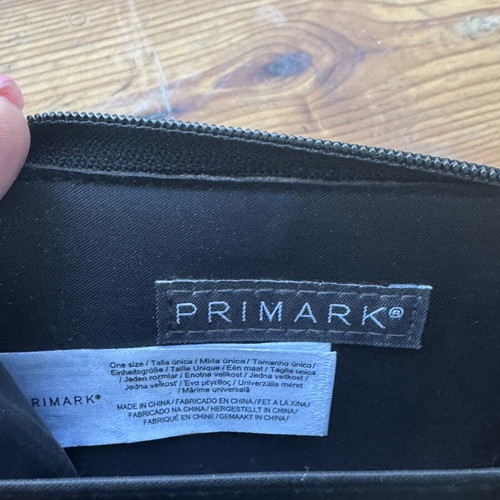 Primark Black Quilted Wallet like new with card and coin compartments