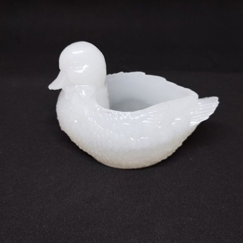 Glass decorative duck candle holder handmade, new, phosphorescent