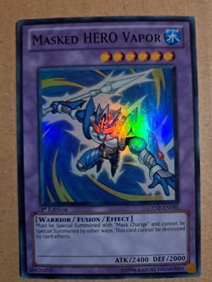 Masked HERO Vapor GENF-EN095 Super Rare 1st Edition Near Mint 2,6e