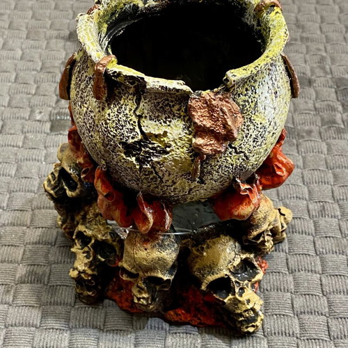Decorative Cauldron with Skulls new, gothic aquarium ornament