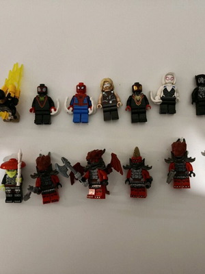 LEGO μίνι φιγούρες Marvel και Ninjago σετ 18 σαν καινούργιο
