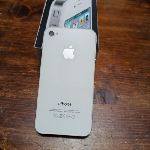 iPhone 4 16GB for repair with original box