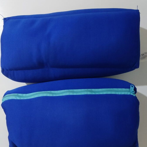 Pillows like new, set of 2 pieces