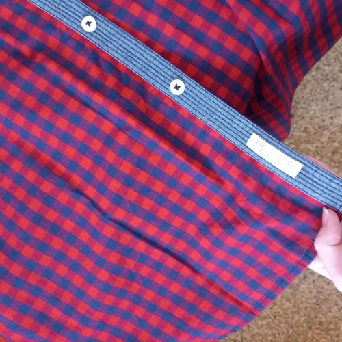 Men's/teen red shirt new, size XL
