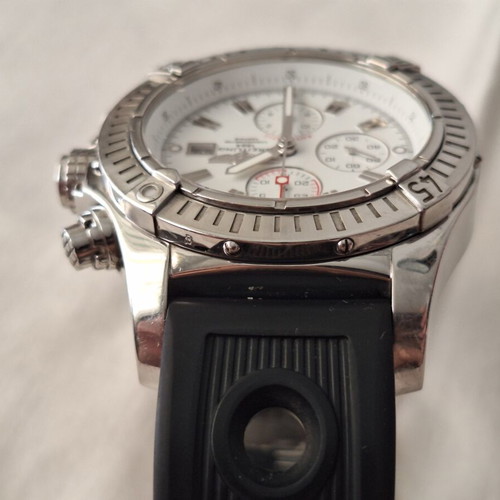 Breitling Super Avenger Chronograph watch like new, full set