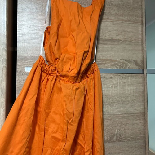 Maxi dress like new, orange, with back opening and bow by De Coro