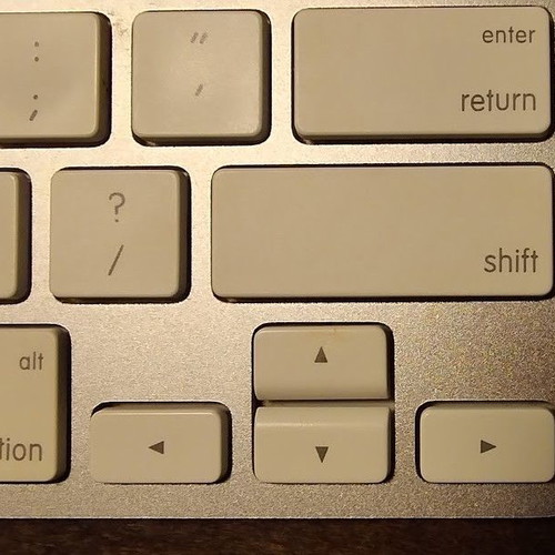 Apple Magic Keyboard A1314 used with defect for parts