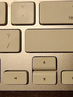 Apple Magic Keyboard A1314 used with defect for parts