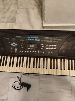 SK9000 keyboard used, one key not working