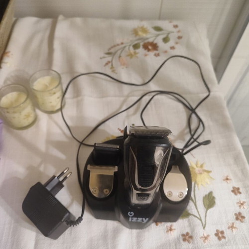 Izzy PG100 Plus rechargeable hair clipper set used, missing parts