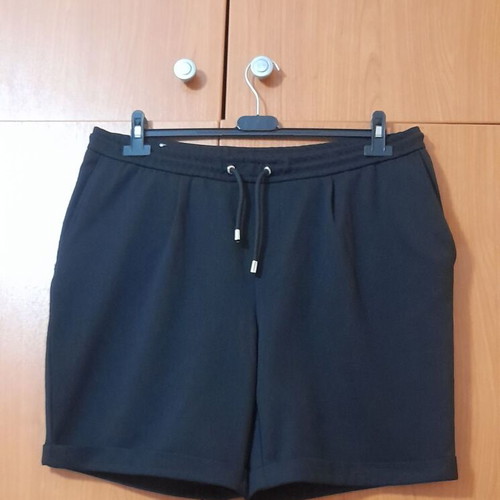 Zara men's black shorts XL new