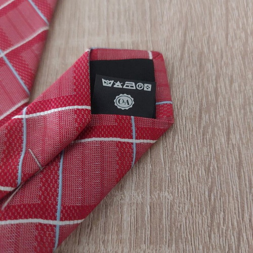 Canda men's tie like new, red