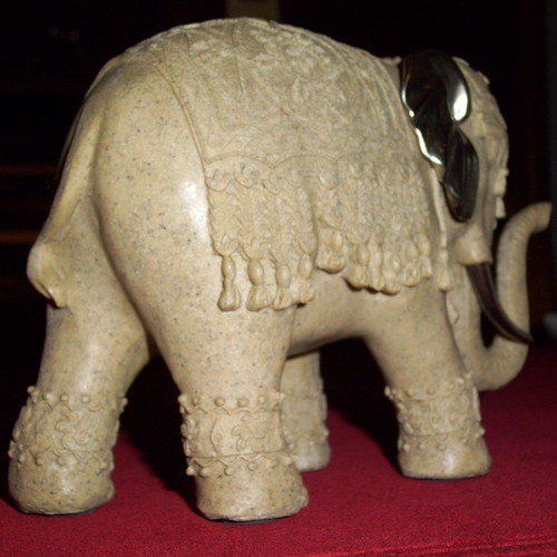 (FENG SHUI) DECORATIVE ELEPHANT (H:13cm-W:8.5cm-M:20cm-W: 620gr.)