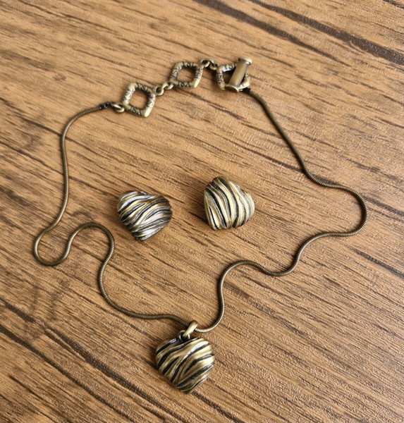yves saint laurent jewellery set