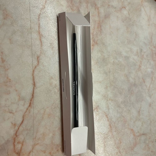 Chanel brush mini new