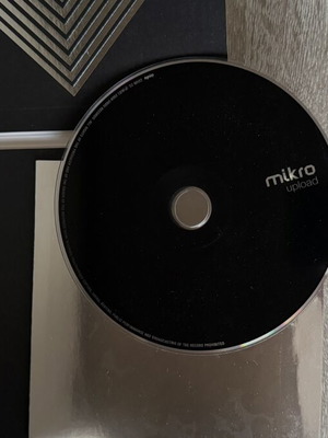 Mikro Upload CD like new, electronic