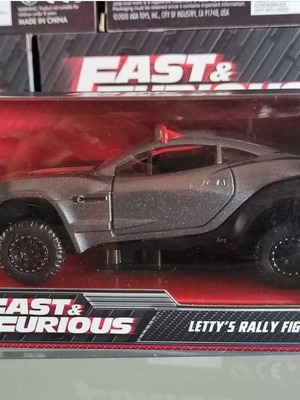 Fast & Furious Die-Cast Jada like new, scale 1:32