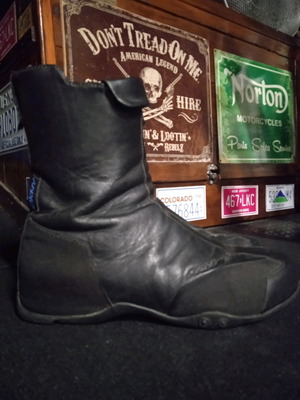 Δερμάτινες μπότες DKNY ανδρικές μεταχειρισμένες τύπου biker