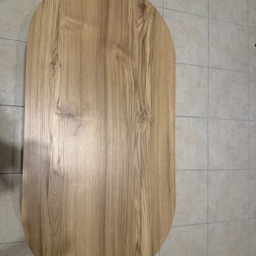 Oval coffee table