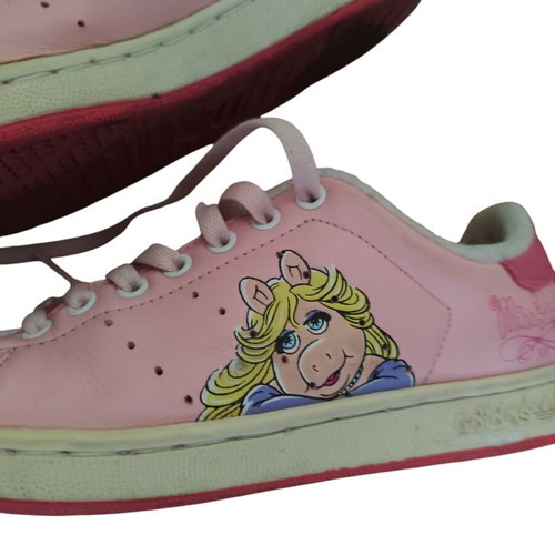Adidas Stan Smith Miss Piggy 39 - 120,00 - Vendora.cy Adidas Stan Smith Miss Piggy 39 - 120,00 - Vendora.cy