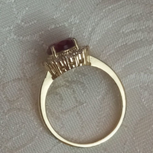 Rosette ring with zircon vintage faux, like new