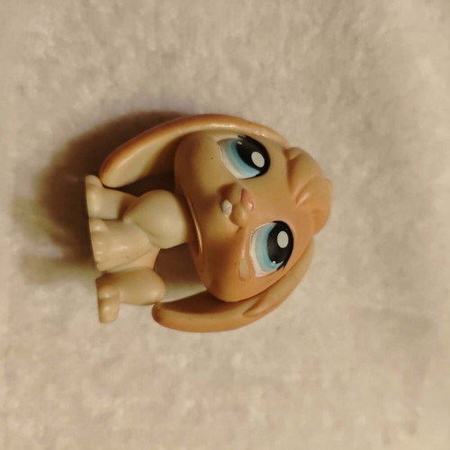 Lps figure used in excellent condition