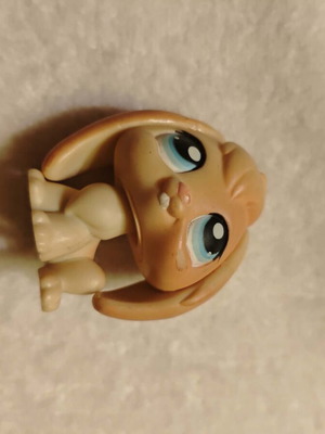 Lps figure used in excellent condition