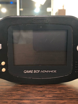 Nintendo Game Boy Advance μεταχειρισμένο με 2 παιχνίδια F1 Race και World Cup