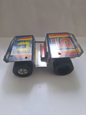 Retro tin buggy toy used with missing parts