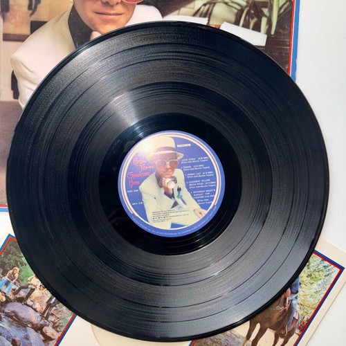 Elton John Greatest Hits vinyl record used, rock genre