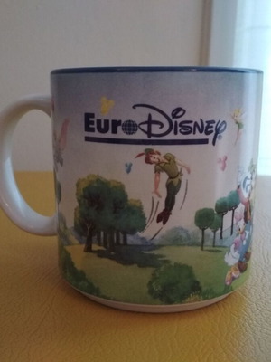Authentic Disneyland Paris vintage mug like new, 30-year collectible