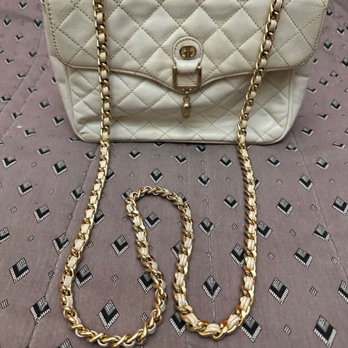 Quilted crossbody bag used, small, white