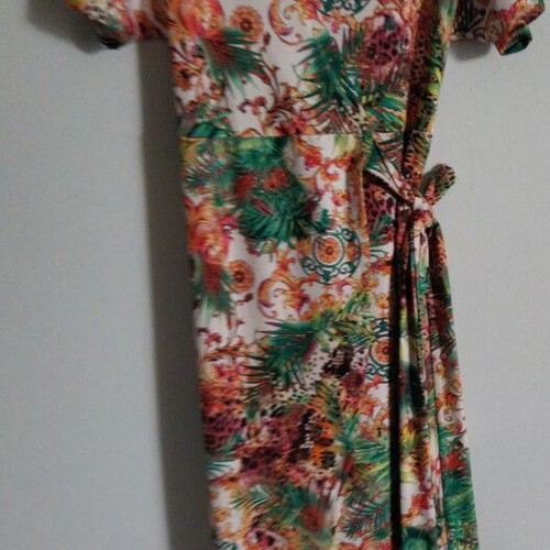 First floral wrap dress maxi size M like new, colorful