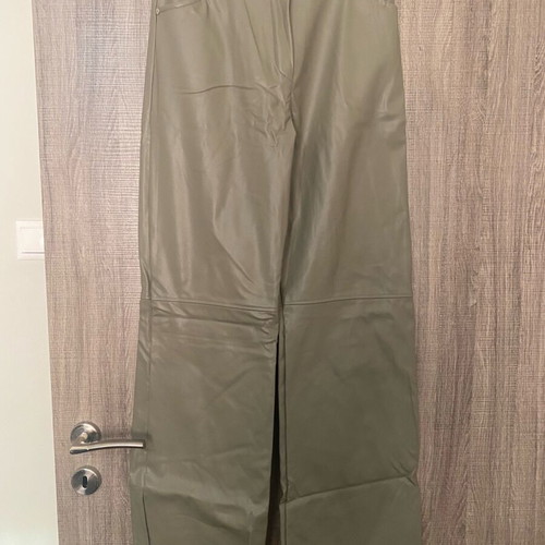 Leatherette pants new, straight fit, size M, green