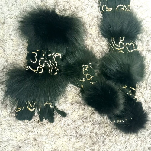 Fur scarf like new, black, genuine leather and fur